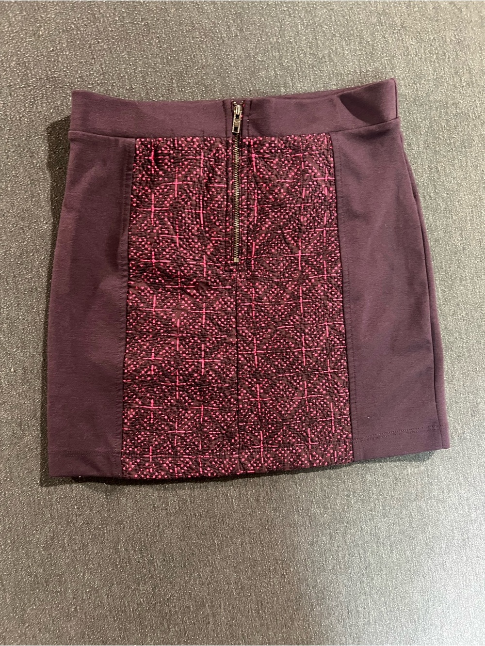 American Eagle Outfitters Plum Textured Panel Mini Skirt Size 2 Purple A-Line - Picture 3 of 3